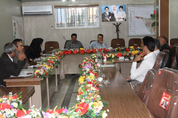 دیدار مسوول دبیرخانه داخلی جشنواره فرهنگی با اعضای شورای شهر ، بخشدار و شهردار فرخ شهر 2