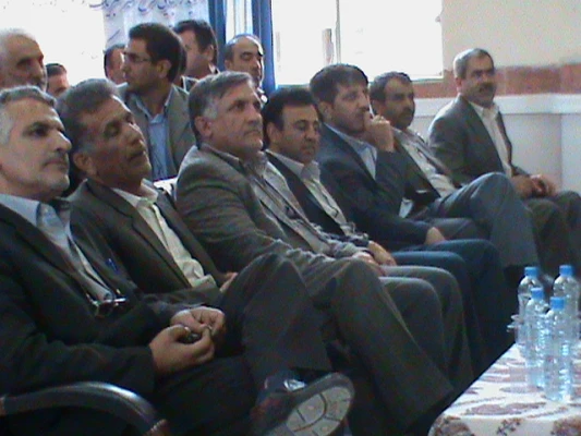 آیین تکریم و معارفه ی سرپرست سابق و جدید مرکز آموزش عالی شهید رجایی فرخ شهر 

با حضور سرپرست پردیس بحرالعلوم و جمعی از مقامات استانی و دانشجویان این مرکز برگزار شد: 2