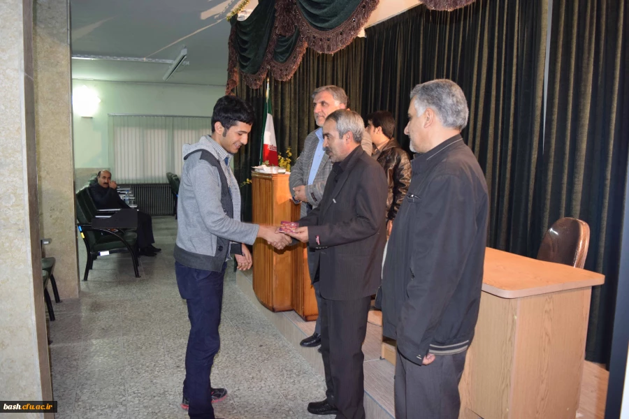 برگزاری مراسم بزرگ داشت روز دانشجو 11