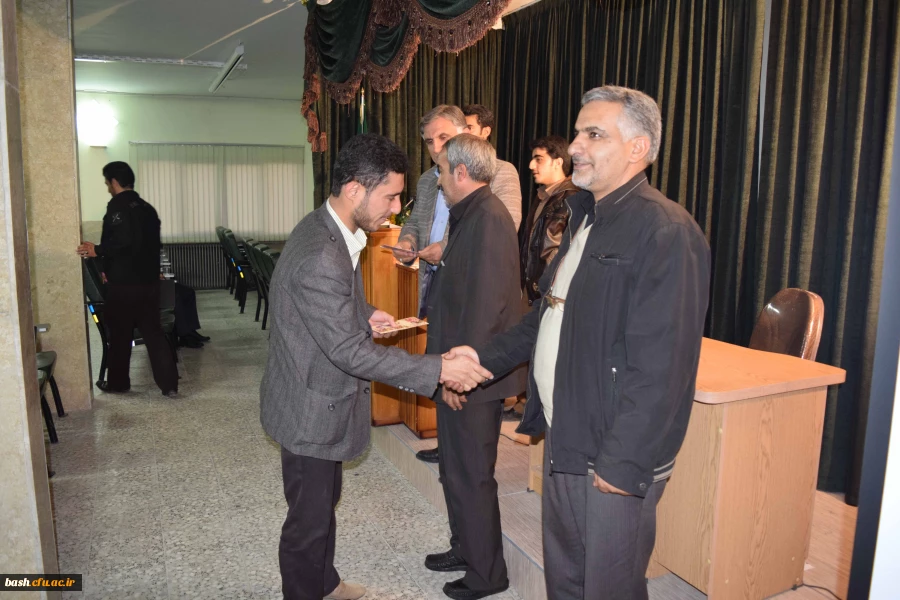 برگزاری مراسم بزرگ داشت روز دانشجو 12