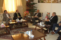 دیدار دکتر مهرمحمدی با استاندار چهارمحال و بختیاری (مرداد1393- شهرکرد)