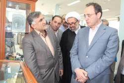 بازدید دکتر مهر محمدی از گنجینه آموزش و پرورش (شهریور1393-شهرکرد)