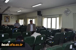 بازدید سرپرست پردیس از جلسه امتحانات دانشجویان 2