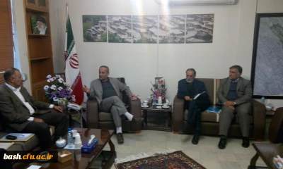 نشست استاندار با روسای دانشگاه های استان