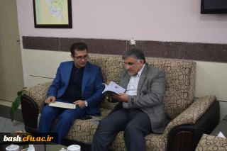 بازدید مسوول حوزه ی هنری استان از پردیس بحرالعلوم شهرکرد