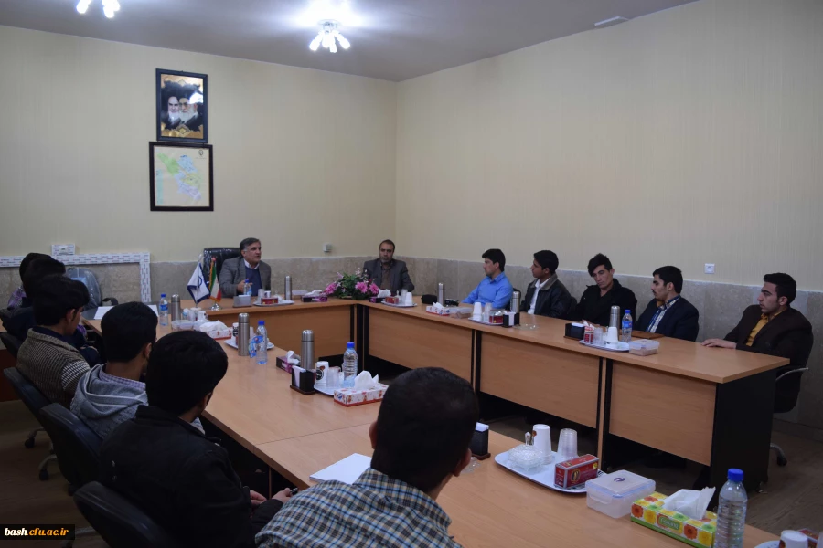 برگزاری دوره روایت دفاع مقدس 5