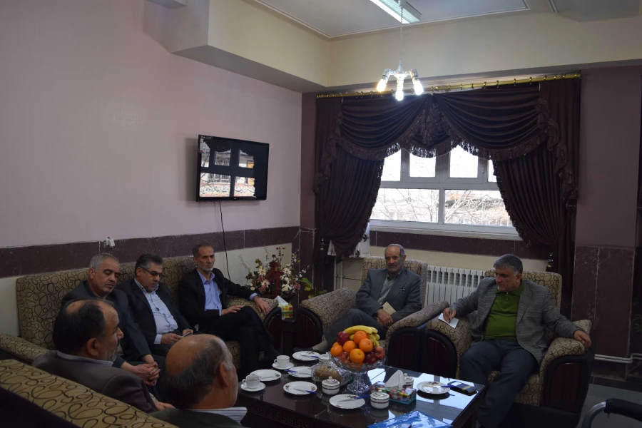 دیدار اعضای شورای شهر فرخ شهر با سرپرست پردیس بحرالعلوم 3