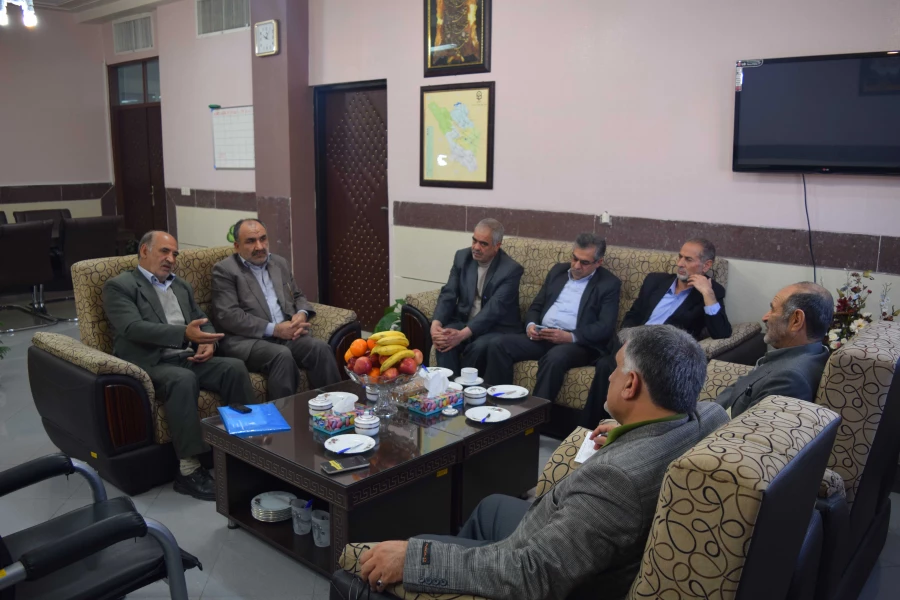 دیدار اعضای شورای شهر فرخ شهر با سرپرست پردیس بحرالعلوم 4