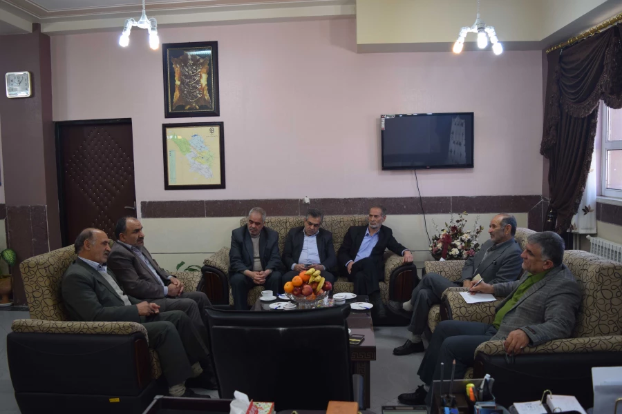 دیدار اعضای شورای شهر فرخ شهر با سرپرست پردیس بحرالعلوم 5