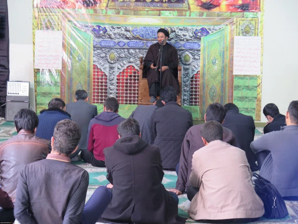 برگزاری مراسم اربعین حسینی در پردیس بحر العلوم شهرکرد 4