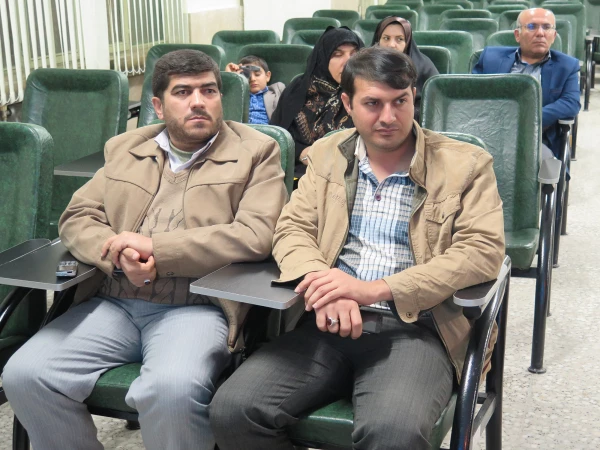 برگزاری کرسی آزاد اندیشی  ویژه  اساتید  در پردیس بحر العلوم شهرکرد 6