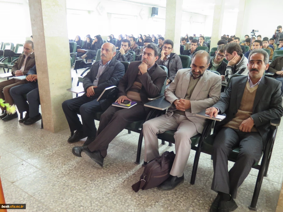 نشست بازخوانی ثقلین انقلاب اسلامی