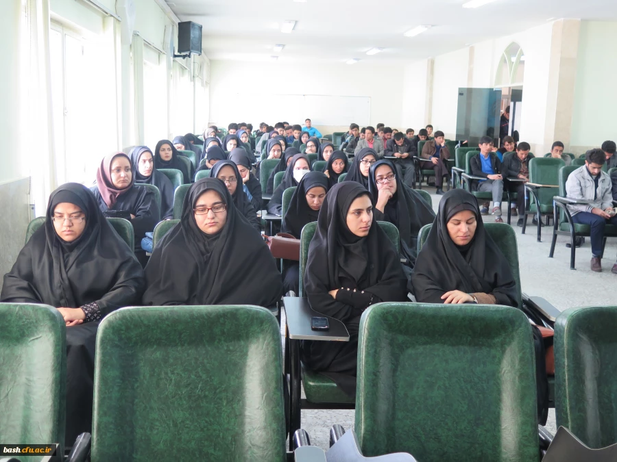 نشست بازخوانی ثقلین انقلاب اسلامی