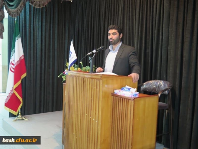 نشست بصیرتی باعنوان بیعت با امام خمینی(ره) بیعت با رسوالله(ص) است