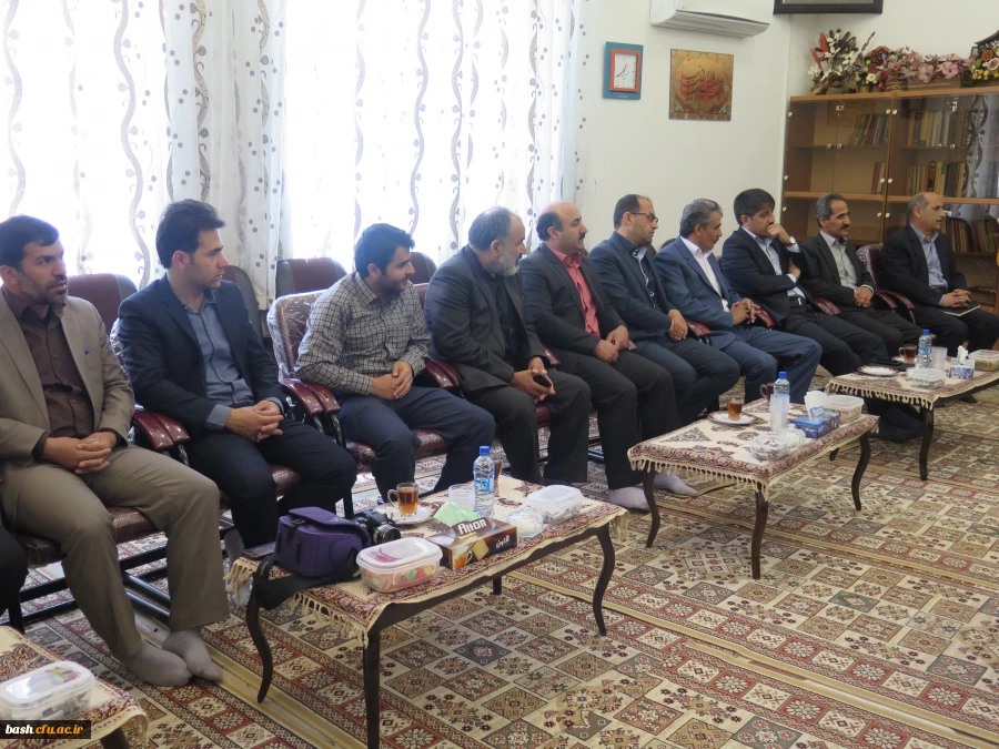 دیدار نوروزی دانشگاه فرهنگیان استان چهارمحال وبختیاری با نماینده ولی فقیه در استان 2