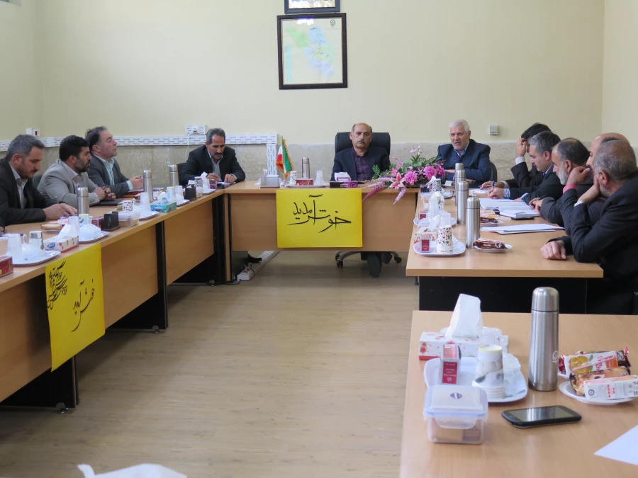 بازدید دوره ای مسئولین توسعه ومدیریت منابع از پردیس های استان چهارمحال وبختیاری 5