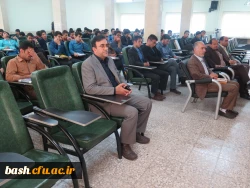 برگزاری نشسیت پرسش وپاسخ با مسئولین اداره کل آموزش وپرورش استان وپردیس بحر العلوم  3