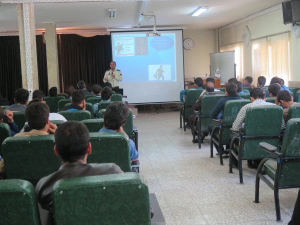 برگزاری جلسه بررسی آسیب های فضای مجازی  3