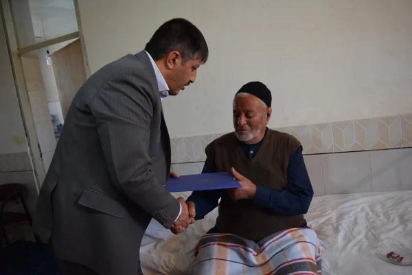 دیدار با خانواده شهید ابوالفضل احمدی