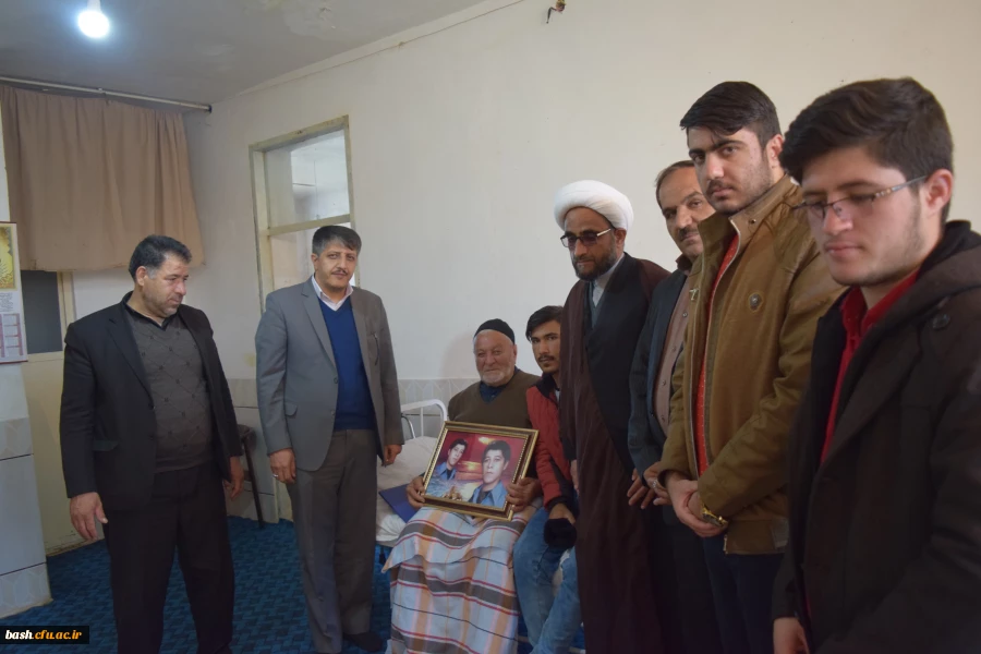 دیدار با خانواده شهید ابوالفضل احمدی